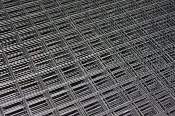 Кладочная сварная сетка 50х50 мм d 3 мм размер 0,38х1,5 м Кладочная сварная сетка 50х50 мм d 3 мм размер 0,38х1,5 м